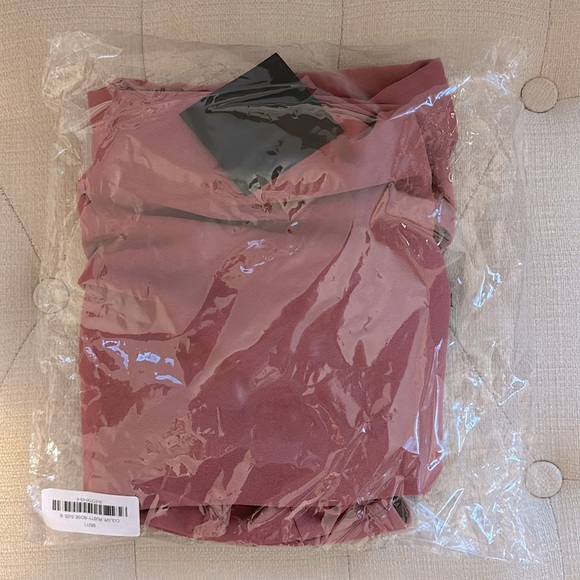 🌟HP 12/15/23🌟 NWT Must Be A Twist Of Fate Rusty Rose Bodycon Mini Dress - Picture 7 of 8